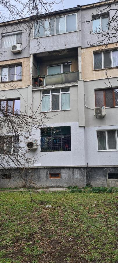 Зара Apartment Ruse Exterior photo